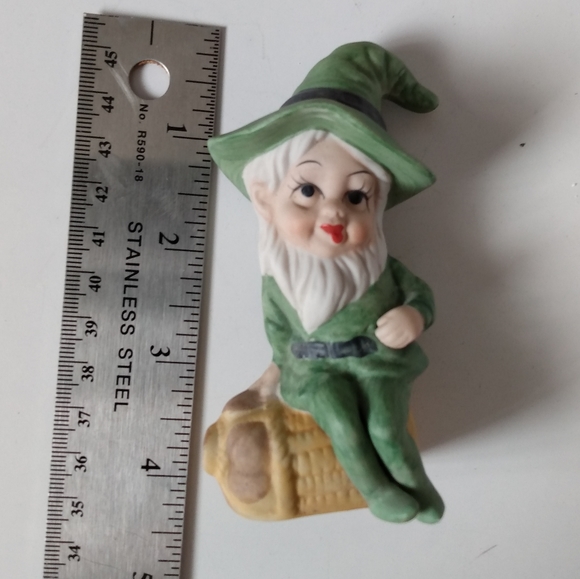 Vintage Ceramic Leprechaun Pixie Elf in Green Figurine Sitting on Barrel - Picture 4 of 9